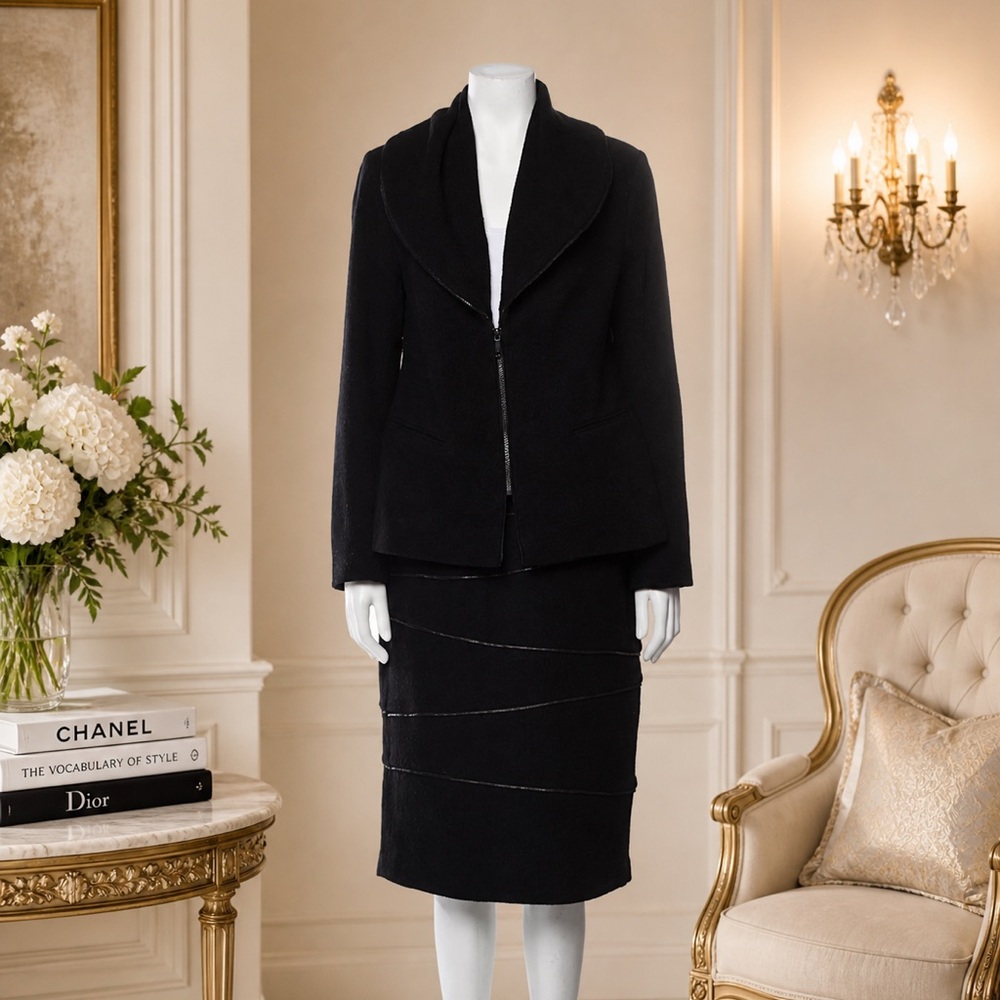 Lafayette 148 Virgin Wool Two-Piece Skirt Suit - size 10